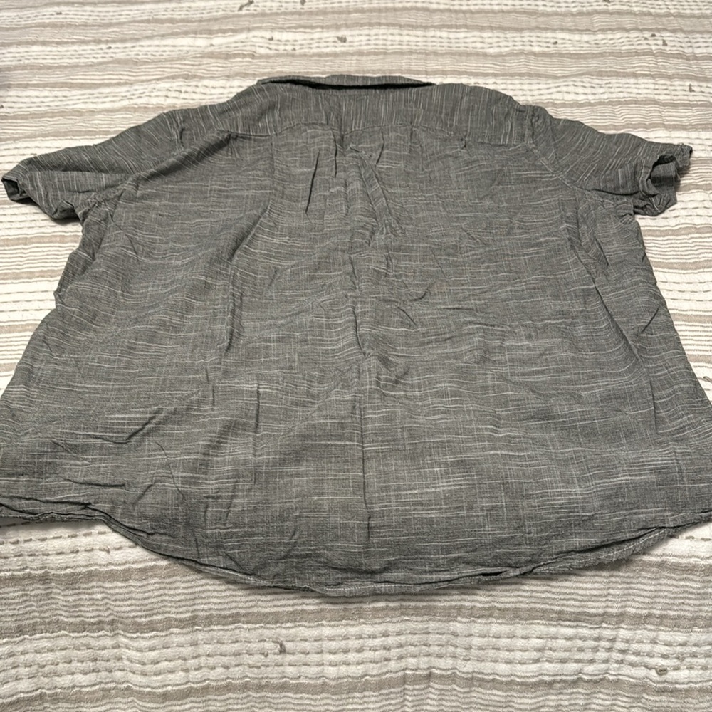 American Eagle button up shirt - Picture 2 of 3
